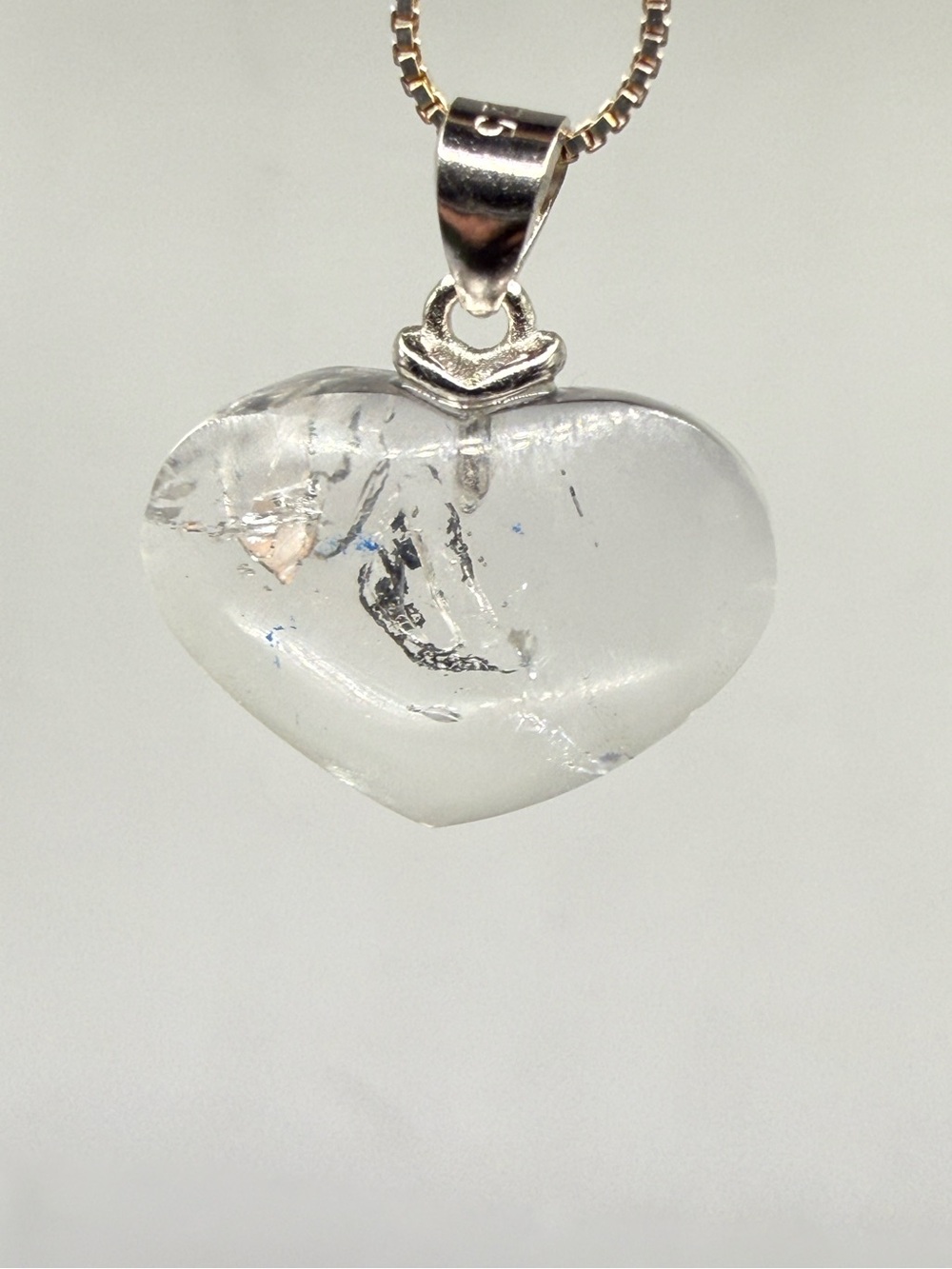 Adorable Enhydro Heart Pendant - Moving Carbon